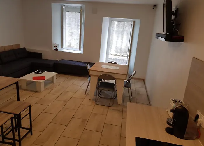 Lourdes Guest House *