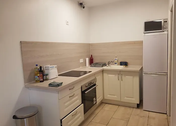 Lourdes Guest House 루르드